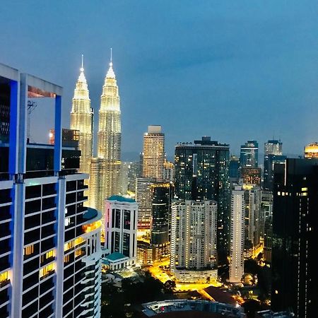 Апартаменти The Platinum Klcc By Cozy White Куала-Лумпур Екстер'єр фото